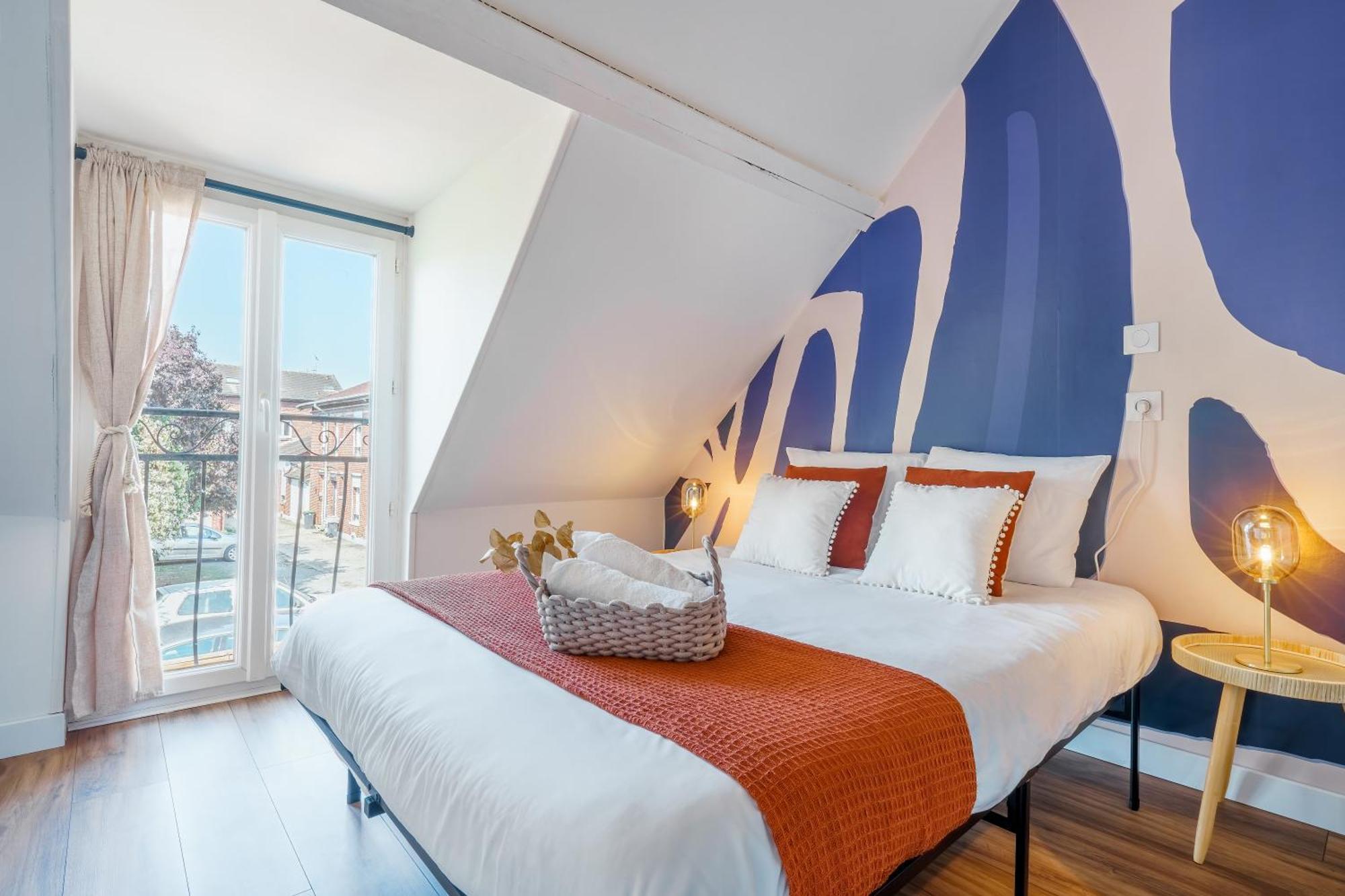 Maisonnette Bleu Horizon Avec Jardin - 2Min Gare - Serenito Homes Saint-Just-en-Chaussee 외부 사진