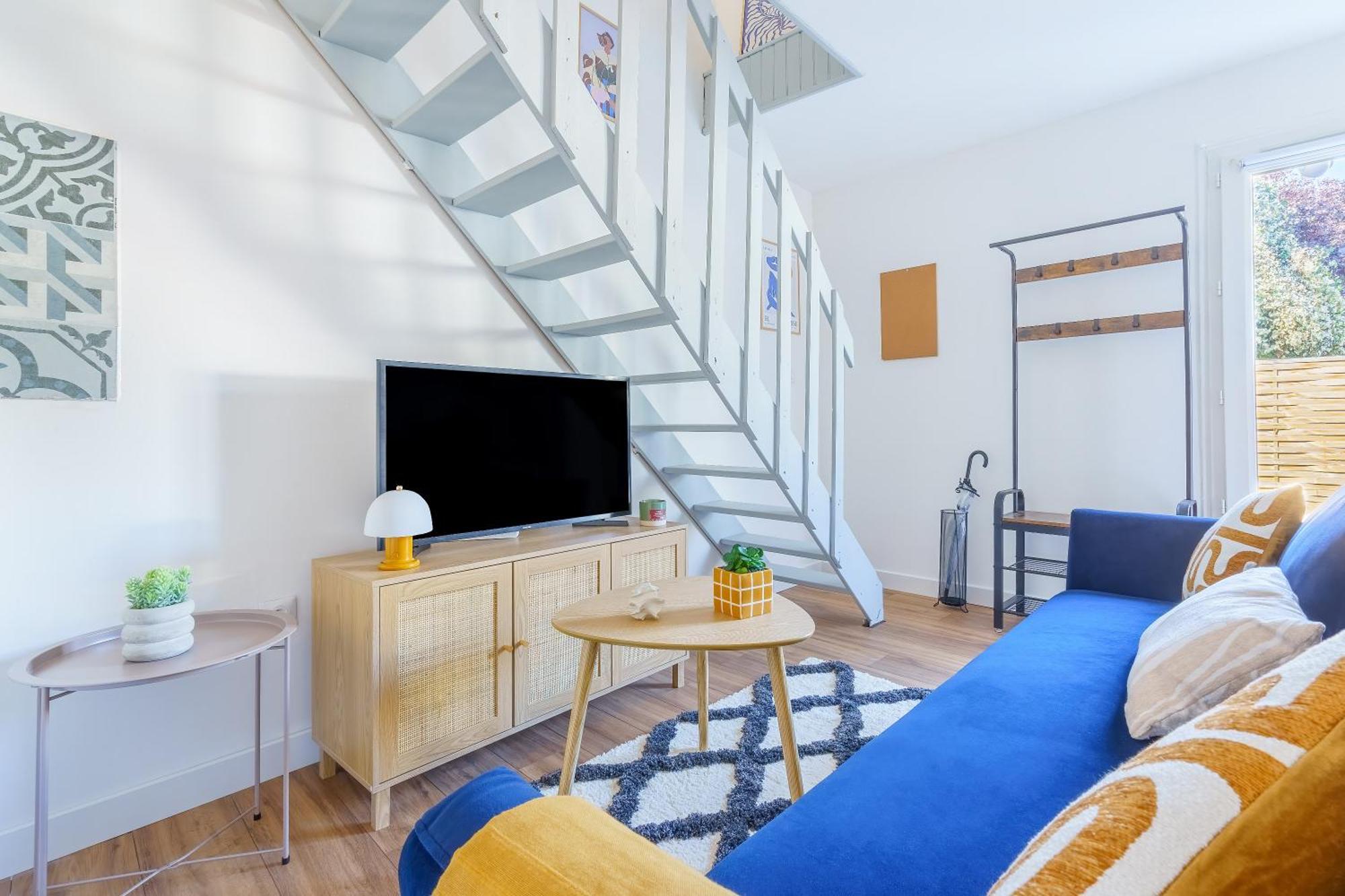 Maisonnette Bleu Horizon Avec Jardin - 2Min Gare - Serenito Homes Saint-Just-en-Chaussee 외부 사진