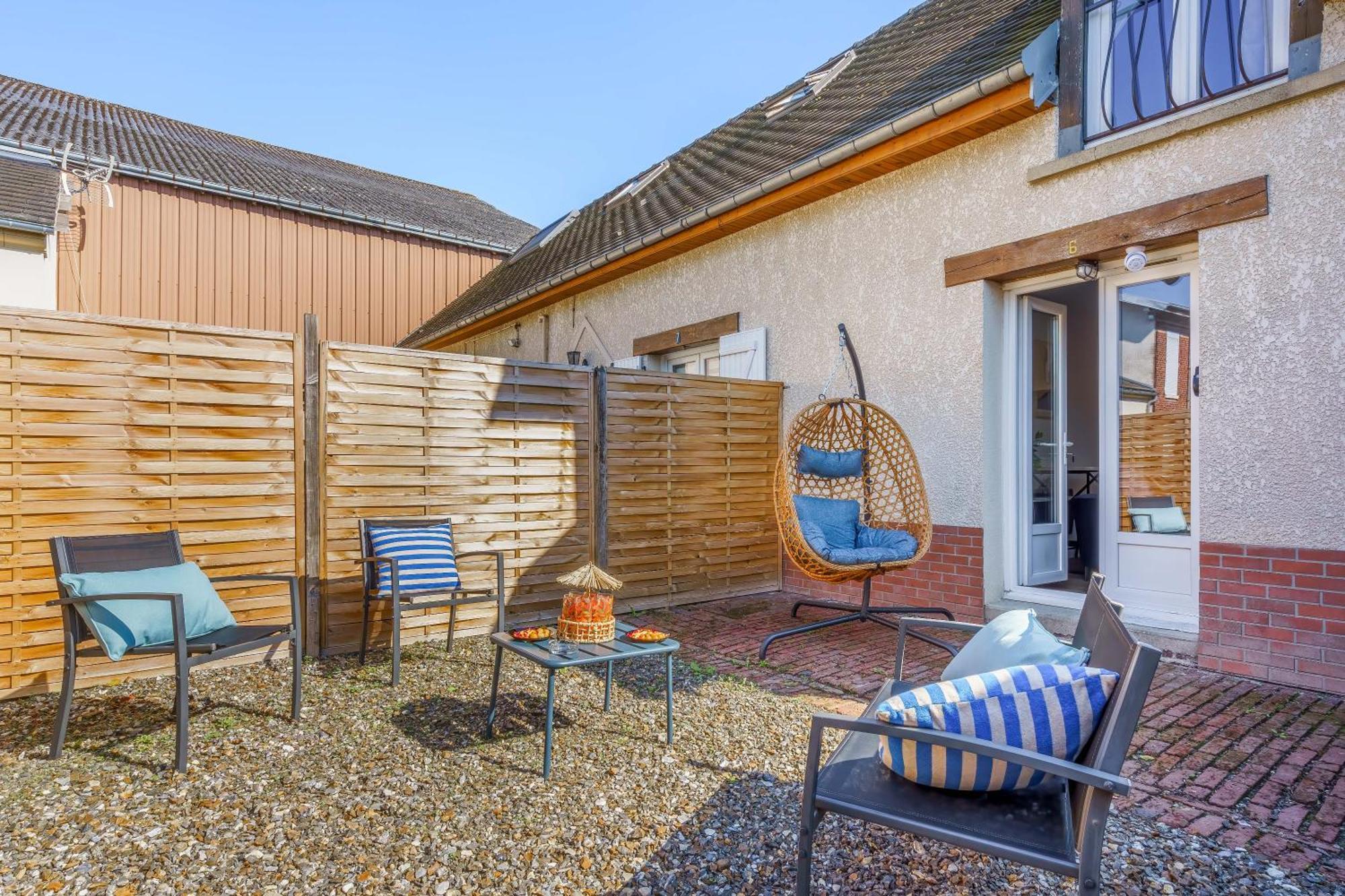 Maisonnette Bleu Horizon Avec Jardin - 2Min Gare - Serenito Homes Saint-Just-en-Chaussee 외부 사진